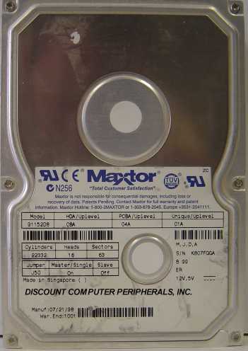 MAXTOR 91152D8 - 11GB 3.5IN IDE - Call or Email for Quote.